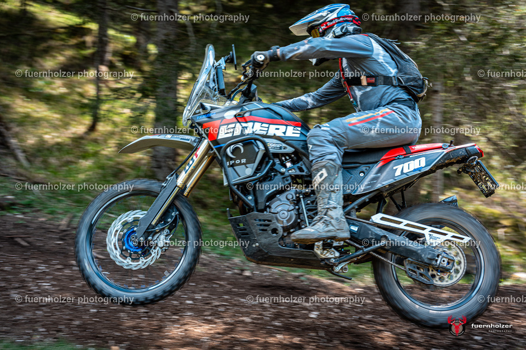 fuernholzer_250501-C1-649 | Fotografische Impressionen von der Red Stag Enduro Extreme by fuernholzer-photography.com. Endurosport in Österreich fotografisch festgehalten von fuernholzer. Auftragsfotografie für Private, Gewerbefotos und Industriefotografie. Eventfotografie, Sportfotografie und Motorsportfotografie. Anbieter von Fotoworkshops, Fototraining, fotografischen Vorträgen und Fotoseminaren.