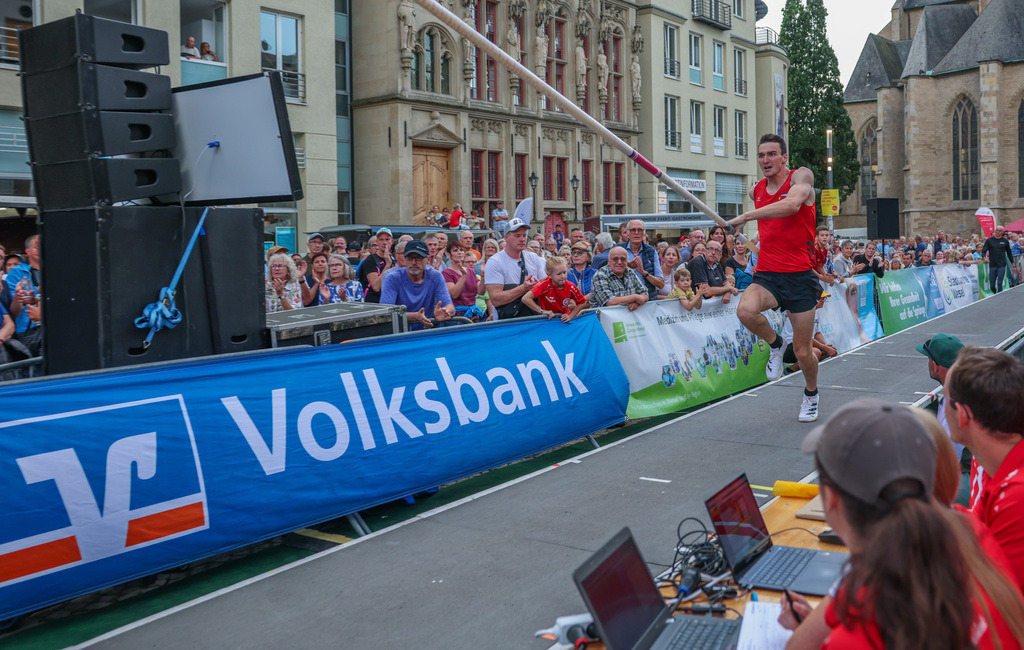 top-top.de-250828-293 | Foto, Video, Fotografie, Videografie, Fotobox, DJ, Discjockey, Musik, Musikbox, Veranstaltung, Photobooth, Amazon, Ebay, Buchtipp, Bestseller, Autor, Verlag, Buch, Wesel, Hamminkeln, NRW, Dinslaken, Rees, Drohne, Hochzeit, Party, Fotobox, Wesel, Fotograf