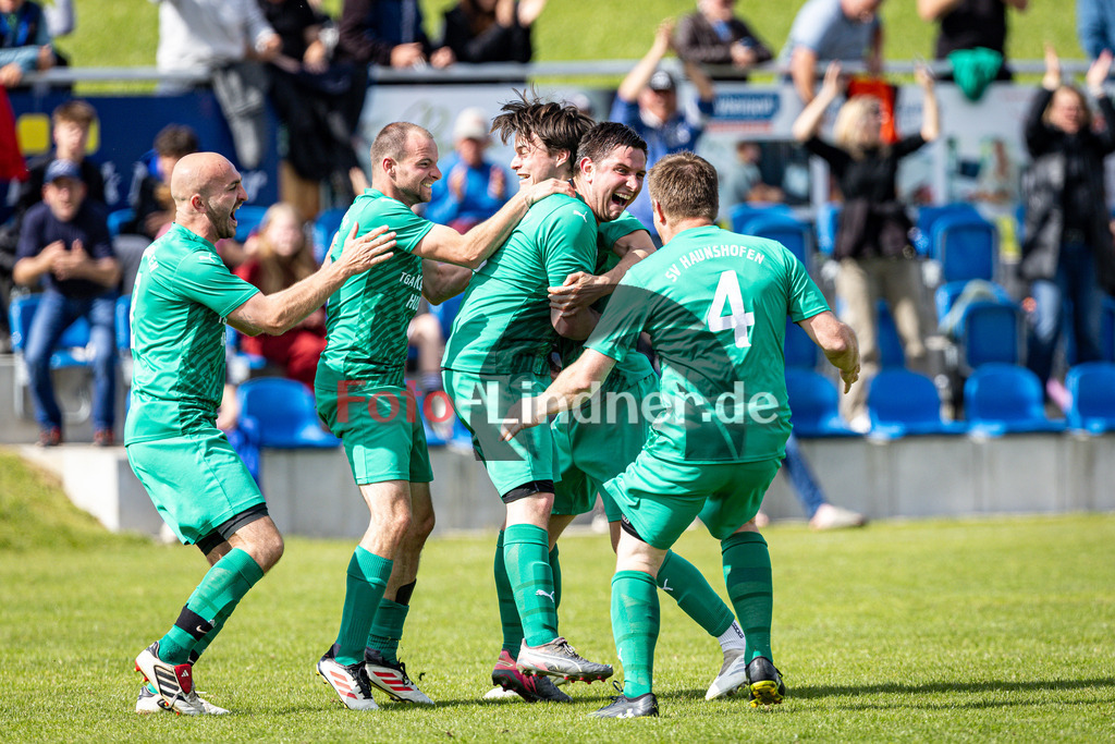 SV Haunshofen gegen TSV Perchting-Hadorf | Fußball Herren A-Klasse Gruppe 5 Zugspitze 2025/26 24. Spieltag, SV Haunshofen gegen TSV Perchting-Hadorf, 20260517,Torjubel,2026-05-17 in 82407 Haunshofen (Rasenplatz 1, Hauptstraße 60), Andreas FERG (SV Haunshofen 2), Florian ADAM (SV Haunshofen 16), Stefan STEIGENBERGER (SV Haunshofen Kapitän 13), Moritz DEISENBERGER (SV Haunshofen 7), Andreas STEIGENBERGER (SV HaunshofenCopyright: WolfgangxLindner www.foto-lindner.de