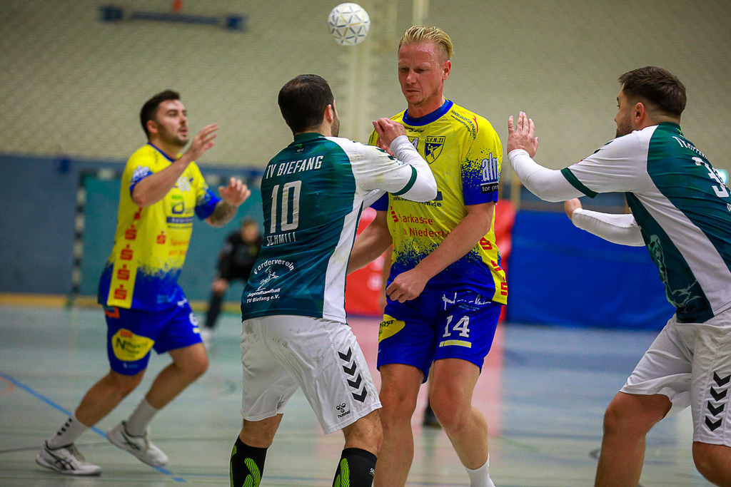 SVN_TvBiefang_161124_113 | Bildergalerie von Sport-Ereignissen aber auch von weiteren spannenden Dingen - nicht nur vom Niederrhein. In Anlehnung an den bekannten Spruch von Hanns Dieter Hüsch heißt das Motto: "Niederrhein ist überall".  - Realisiert mit Pictrs.com