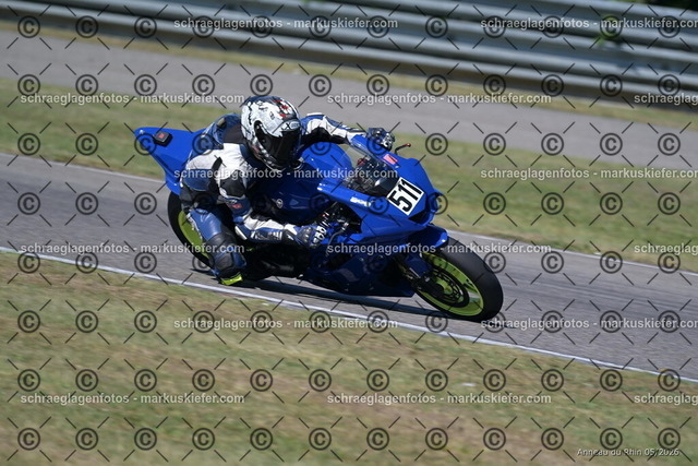 26BT01-0153 | 511 - Realisiert mit Pictrs.com