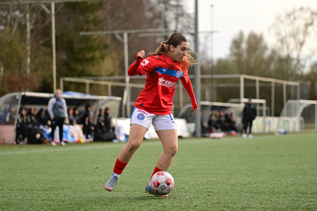 Fußball I Frauen I Saison 2025-2026 I Regionalliga Nord I 11. Spieltag I Hamburger SV U20 - Holstein Kiel I 26575 | Der Sportfotograf. - Realisiert mit Pictrs.com