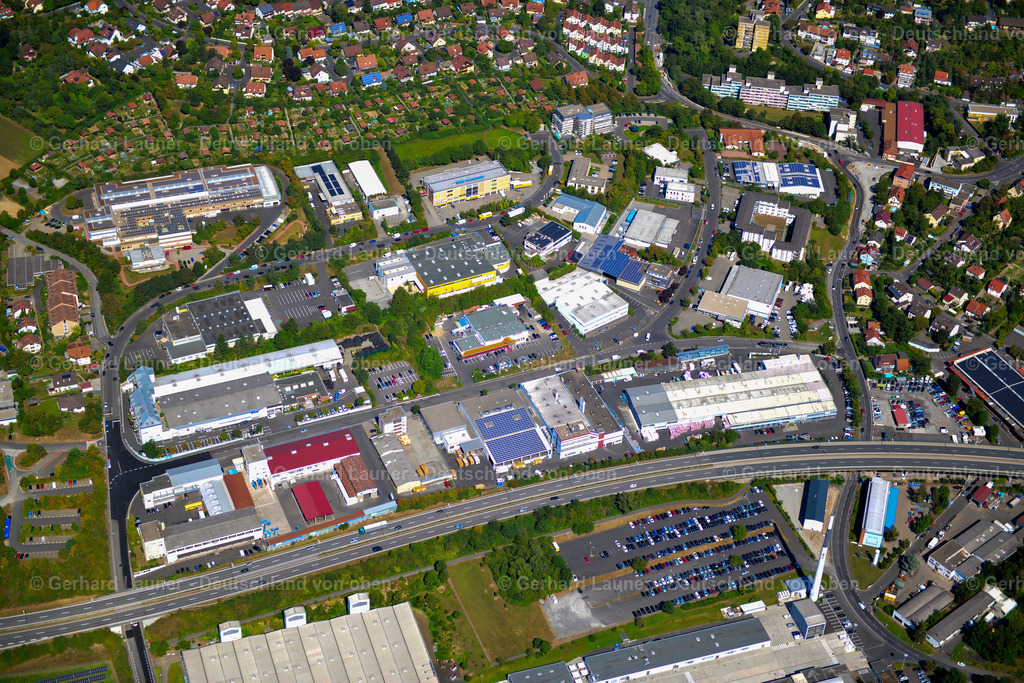 3650127 | LENGFELD 31.08.2016 Gewerbegebiet und Firmenansiedlung  in Lengfeld im Bundesland Bayern, Deutschland // Industrial estate and company settlement  in Lengfeld in the state Bavaria, Germany Foto: Gerhard Launer