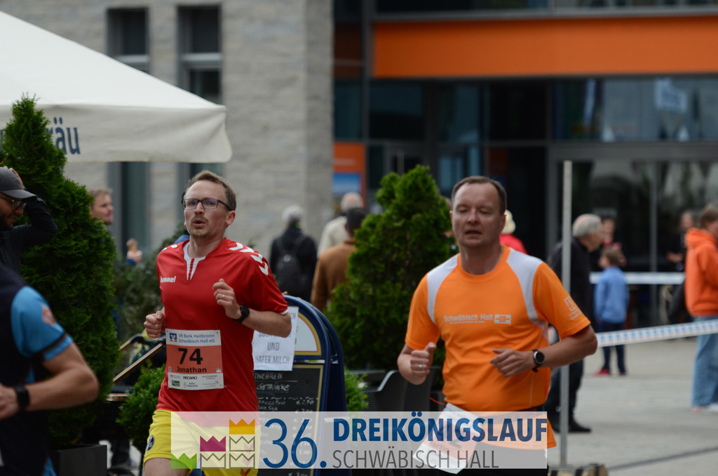 VR Bank Hauptlauf 10km | 3königslauf 2022 VR Bank Hauptlauf - Realisiert mit Pictrs.com