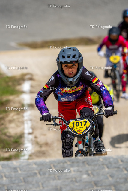 BayBMX2026-06323 | Fotogalerie von Thomas Dettweiler mit Eventbildern und lizenzfreien Fotos. Perfekt als Wandbild, für Büro, Website oder private Nutzung. - Realisiert mit Pictrs.com