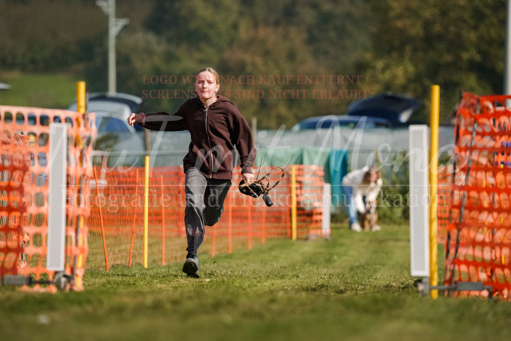 20250928_Hunderennen-177 | MuT (Mensch und Tier) mit Mona - Fotografie und Tierkommunikation - Realisiert mit Pictrs.com