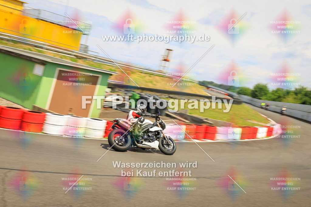 _DSK2742 | Hier findet Ihr Bilder von Touristenfahrten auf der Nürburgring Nordschleife oder von anderen Veranstaltungen die ich besucht habe. Viel Spass beim Durch Schauen 