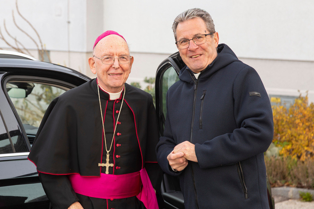 Festmesse-007 | Fotodoku der Festmesse anläßlich der Seligsprechung von Maria Theresia LEDOCHOWSKA 1975, zelebriert von Altbischof DDr. Klaus Küng und Pfarrer Mag. Zenon PAJAK in der Pfarrkirche Loosdorf. 