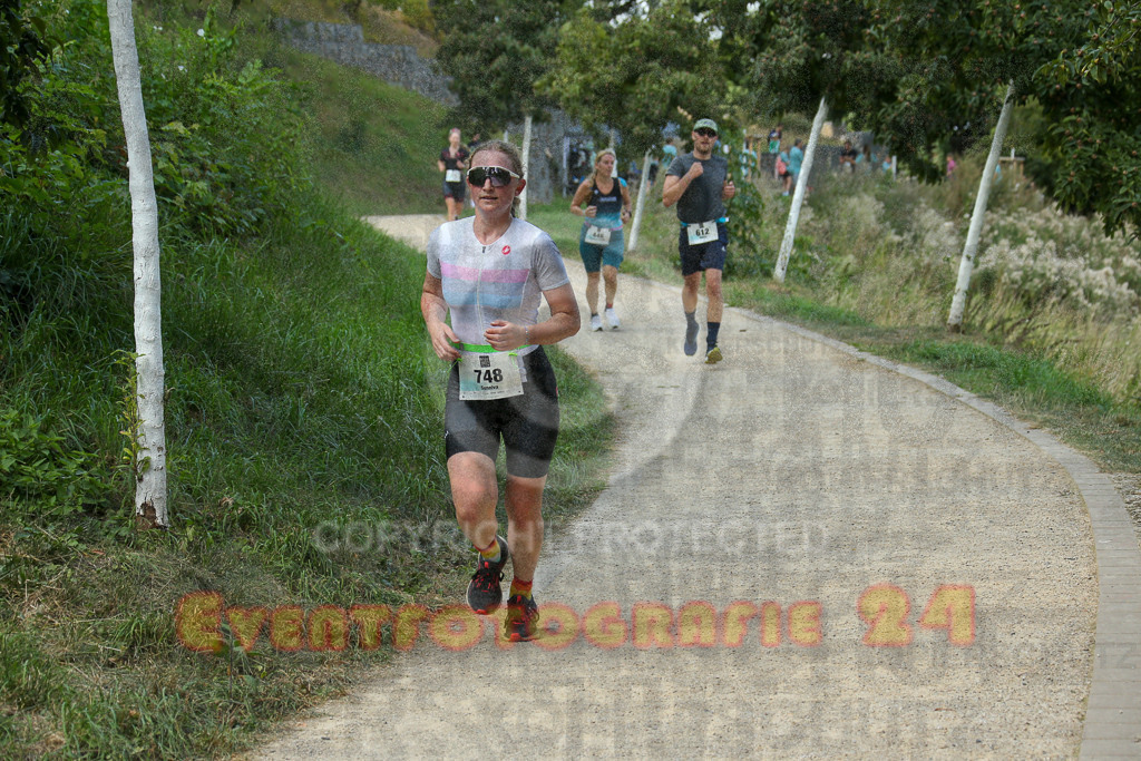 250824_1434_EX1_6692 | Sportfotografie im Rhein-Sieg Kreis, Köln, Bonn, NRW, Rheinland Pfalz, Hessen, etc. Unser Tätigkeitsfeld umfasst den Laufsport vom Volkslauf über den Marathon, Duathlon, Triathon bis zum Ultralauf wie Kölnpfad Ultra oder Schindertrail.