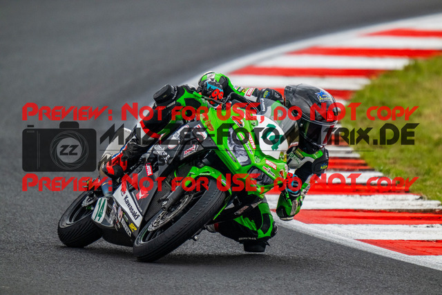 MaZZes_Fotomatrix-220730-2561 | WSSP300