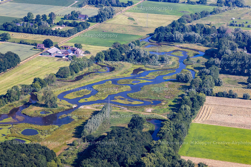 Luftbild Viersen-4943 | Luftbildfotografie Renaturierungsmaßnahmen mit Flutungen und Aushebungen an den Uferbereichen des Flusses "Niers" an der Mülhausener Straße in Viersen im Bundesland Nordrhein-Westfalen, Deutschland - Realisiert mit Pictrs.com
