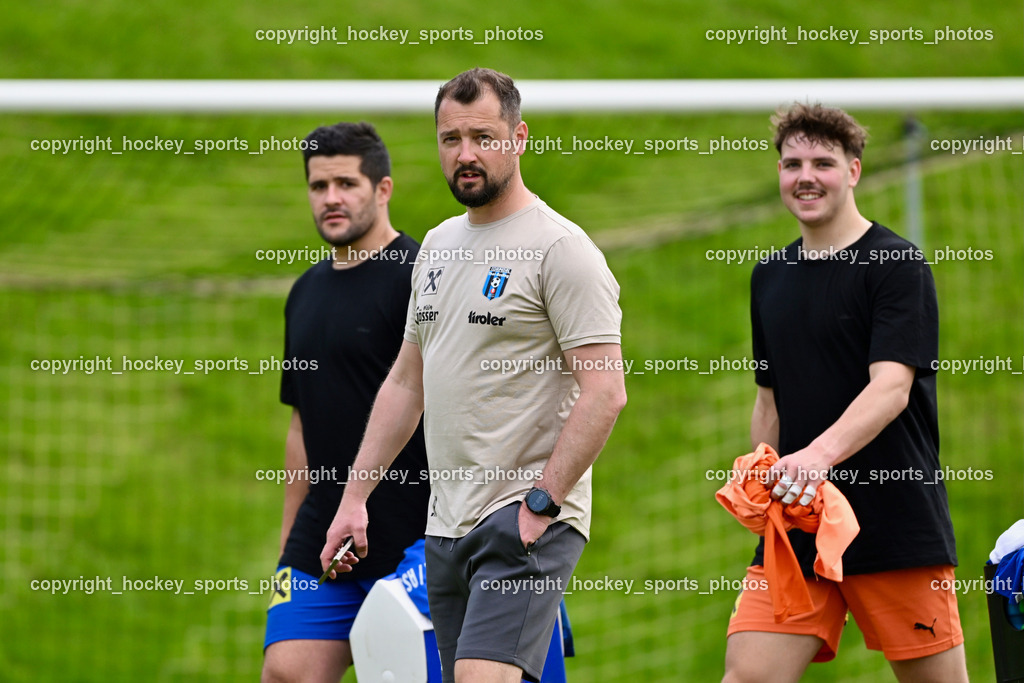 FC Faakersee vs. URC Thal Assling | Headcoach URC Thal Assling Roland Jungmann, #97Florian Philipp Walder URC Thal Assling, FC Faakersee vs. URC Thal Assling, FC Faakersee vs. URC Thal Assling am 04.05.2025 in Finkenstein (Sportplatz Finkenstein), Austria, (Photo by Bernd Stefan)