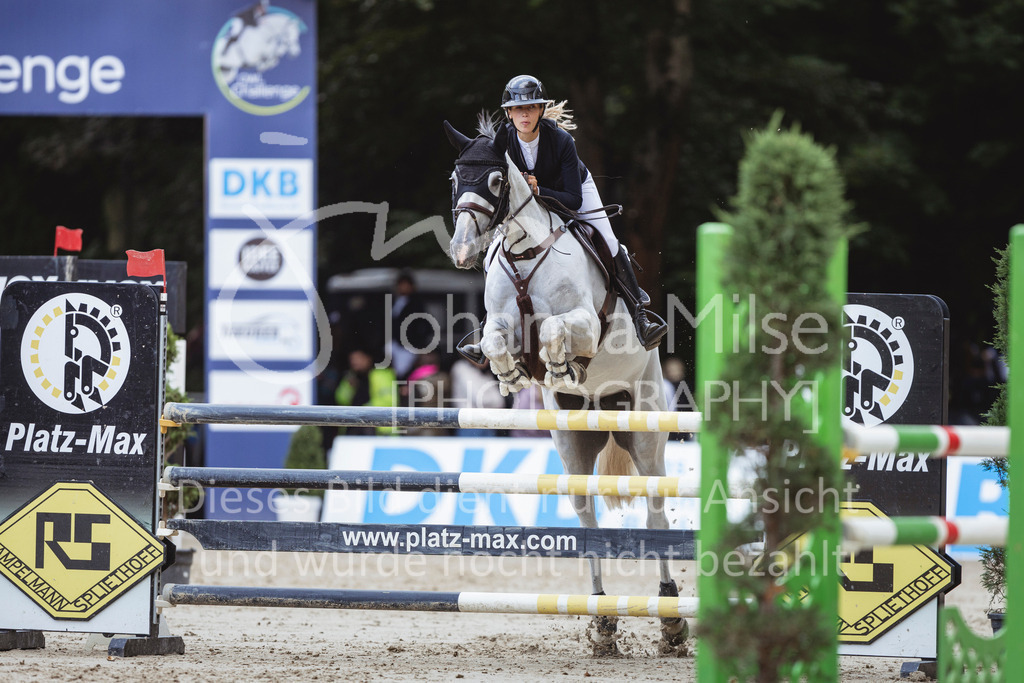 240914_OWLCh_AmateurM-527 | Deine schönsten Turniermomente als professionelle Fotos! Entdecke hochwertige Pferdesport-Fotografie im Online-Shop. Jetzt Fotos finden & bestellen!