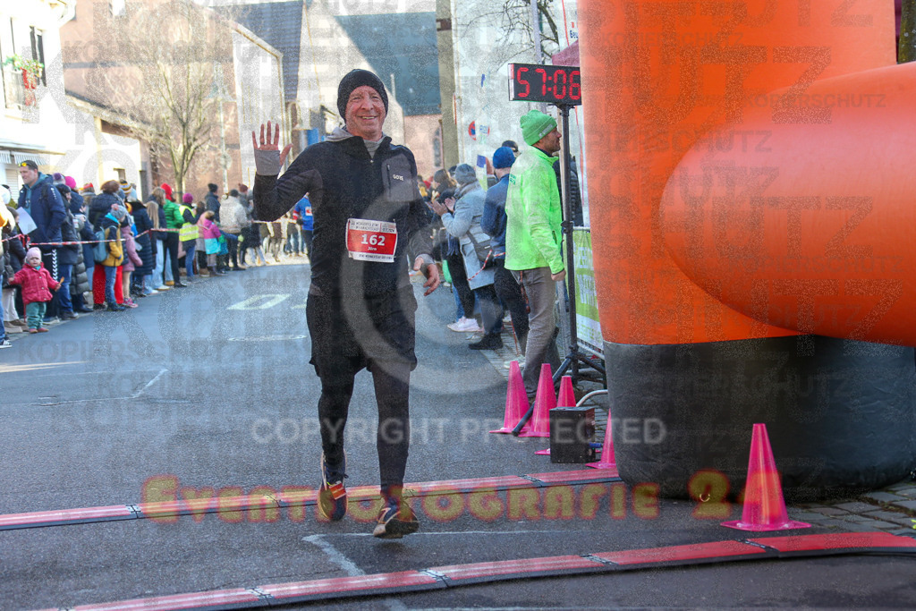 241201_1233_EX1_2648 | Sportfotografie im Rhein-Sieg Kreis, Köln, Bonn, NRW, Rheinland Pfalz, Hessen, etc. Unser Tätigkeitsfeld umfasst den Laufsport vom Volkslauf über den Marathon, Duathlon, Triathon bis zum Ultralauf wie Kölnpfad Ultra oder Schindertrail.