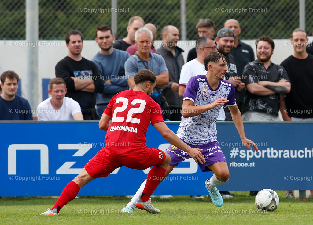 A_LUI_26072025_24 | SPORT,FUSSBALL,UNIQA OEFB CUP 1.RUNDE   26.07.2025 ASKOE OEDT-AUSTRIA SALZBURG IM BILD: JONAS ROSSDORFER  (OEDT) UND PAUL LIPCINSKI (SALZBURG) FOTO:FOTOLUI