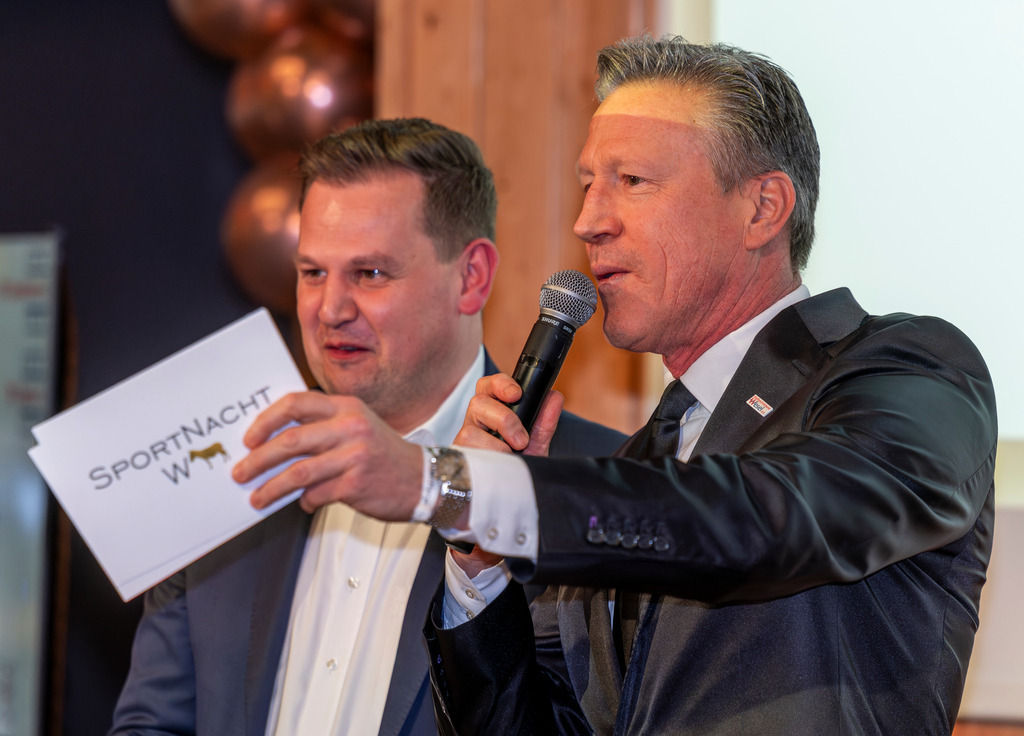 top-top.de 260306-025 | Foto, Video, Fotografie, Videografie, Fotobox, DJ, Discjockey, Musik, Musikbox, Veranstaltung, Photobooth, Amazon, Ebay, Buchtipp, Bestseller, Autor, Verlag, Buch, Wesel, Hamminkeln, NRW, Dinslaken, Rees, Drohne, Hochzeit, Party, Fotobox, Wesel, Fotograf