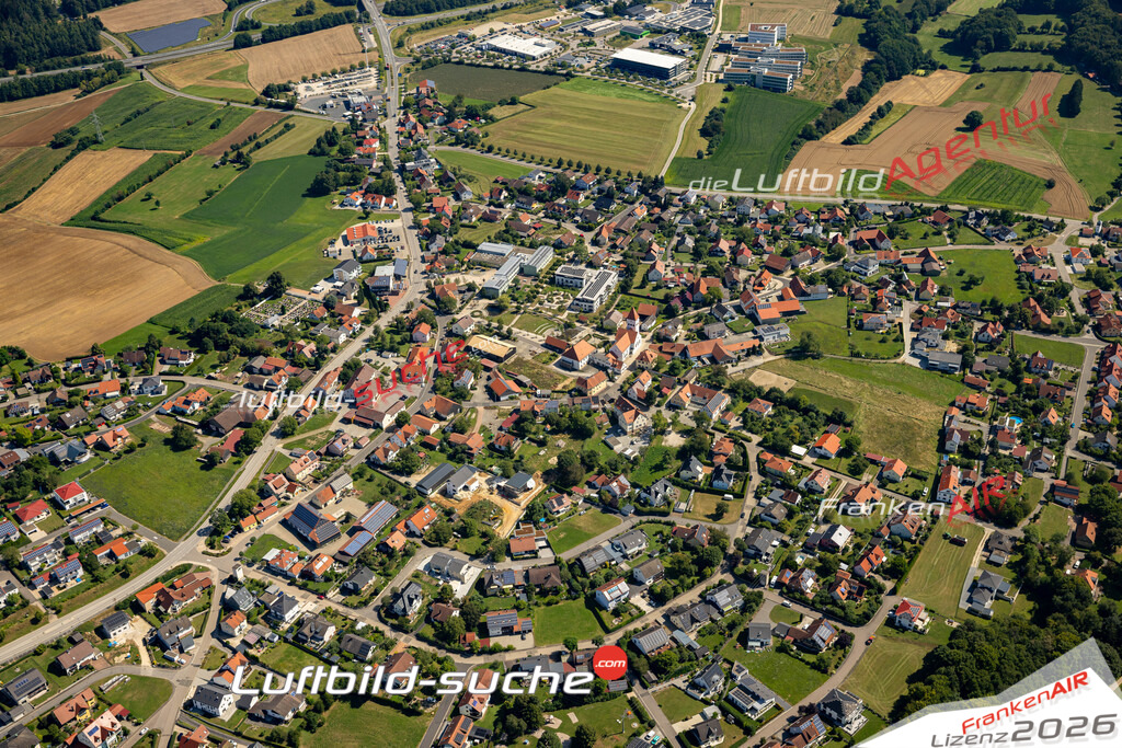 Das Luftbild zeigt :  Ursensollen - Die Luftaufnahme wurde 2024 vom UL-Flugzeug aus erstellt ( keine Drohne ) - Hochauflösende Luftaufnahme - Für grossformatige Ausdrucke geeignet. Die Geschenkidee !Mit Lizenz und Bildrechte bestellbar