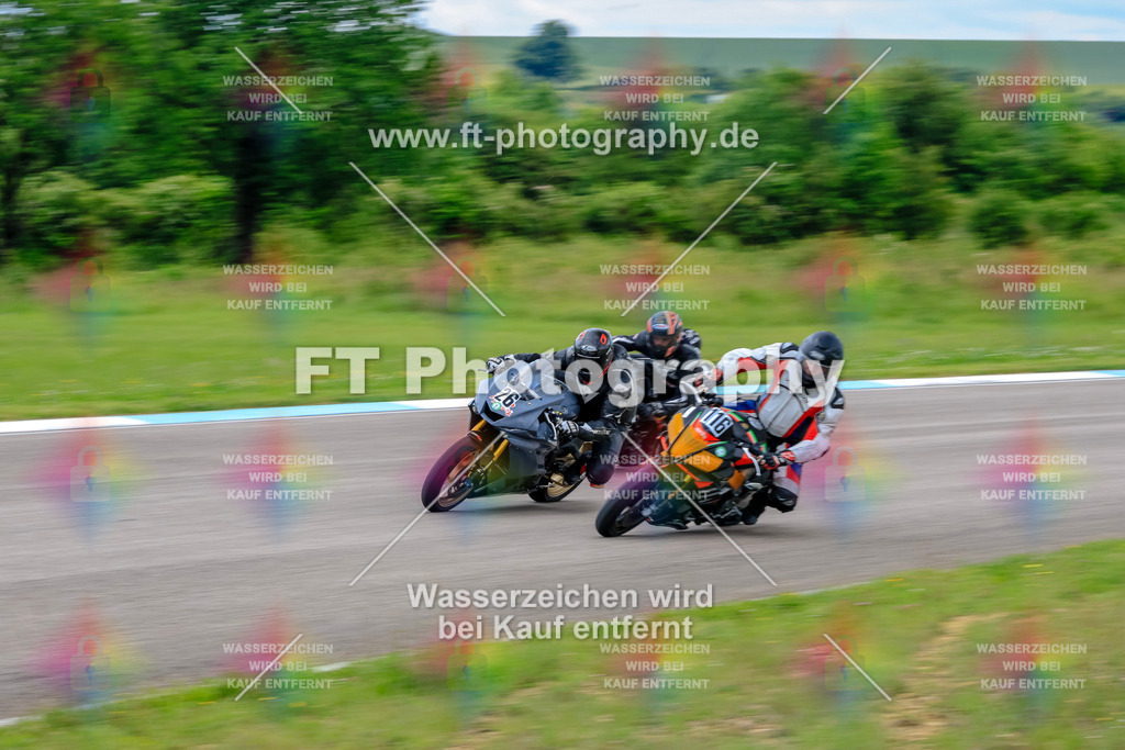 MotoTeam-3506 | Hier findet Ihr Bilder von Touristenfahrten auf der Nürburgring Nordschleife oder von anderen Veranstaltungen die ich besucht habe. Viel Spass beim Durch Schauen 