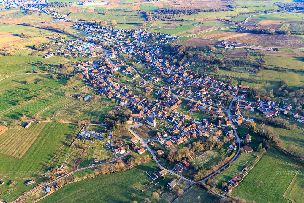 Aerial view: View of the town from the northwest in Preuschdorf in the state Bas-Rhin, France.Photo: IMG_104950.jpg taken on 03/21/2018 by Werner Riehm/FLY-FOTO.comResolution of the original: 5207 x 3471 px
