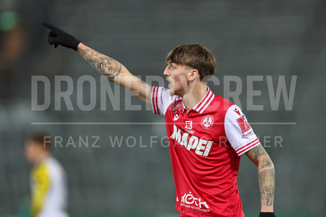 Austrian Bundesliga: Grazer AK 1902 vs LASK | GRAZ, AUSTRIA, 13.DEC.25 - SOCCER - ADMIRAL Bundesliga, Grazer AK 1902 vs LASK. The image shows Tio Cipot (GAK).