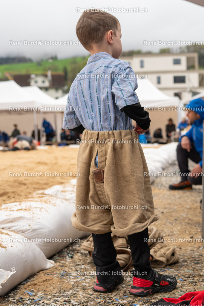 BUR04161 | René Burch leidenschaftlicher Fotograf aus Kerns in Obwalden.  Hier finden sie Sport, Landschaft und Natur Fotografie.
 - Realisiert mit Pictrs.com