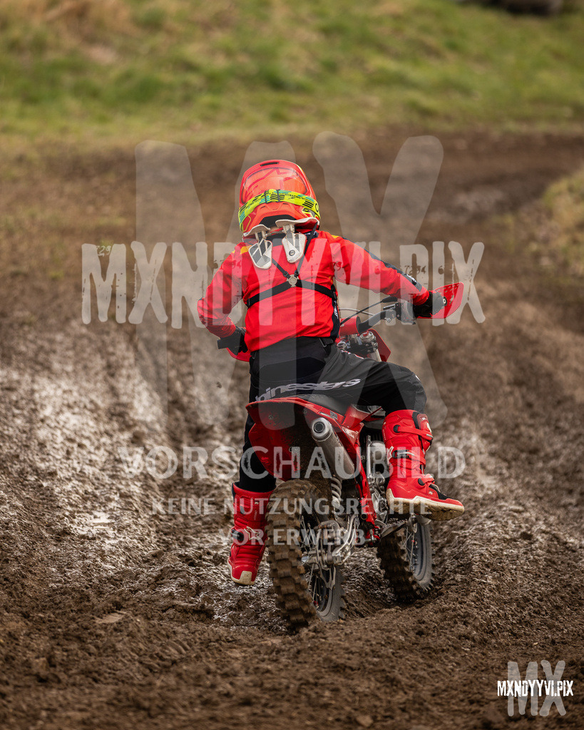 866A0749 | mxndyyvipix