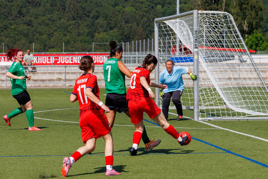 FCHTVS_260531_6057 | 1.FC Heidenheim 1846 II vs. TV Steinheim, Fußball, Frauen, Bezirksliga, 2025/2026, Meisterrunde, 5. Spieltag, 31.05.2026 in Heidenheim, Kunstrasen b. Voith-Arena West(Foto: Michael Bulling) - Realisiert mit Pictrs.com