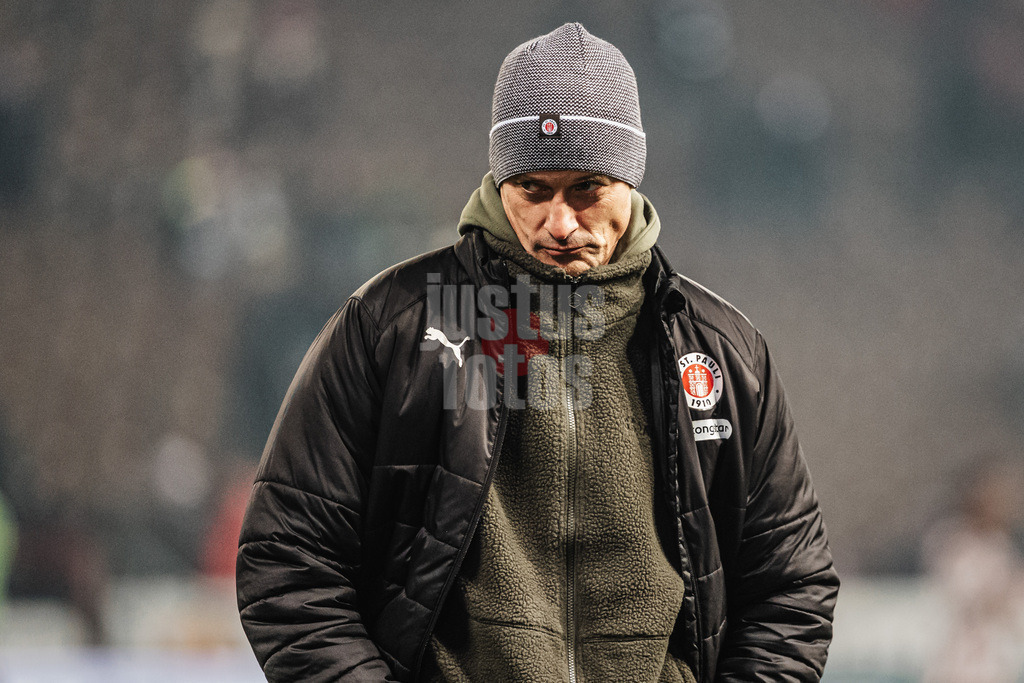 Fußball | Männer | Saison 2025/2026  | Fußball-Bundesliga | 19. Spieltag | FC St. Pauli vs. Hamburger SV | 23.01.2026 | Alexander Blessin (Trainer, FC St. Pauli)