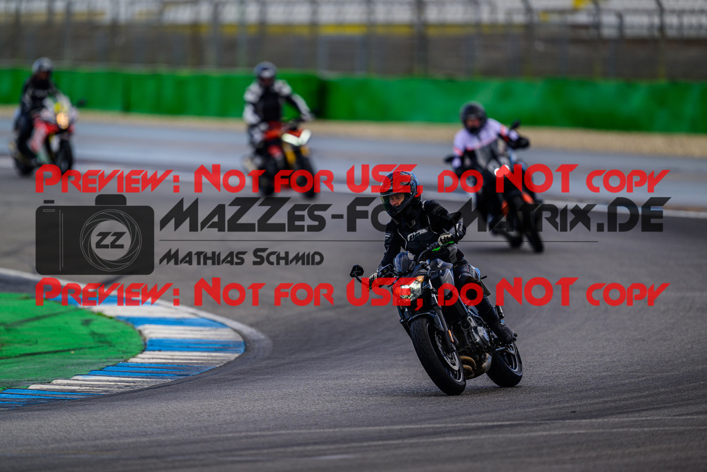 MaZZes_FotoMatrix_240615_6007705_5251 | INST