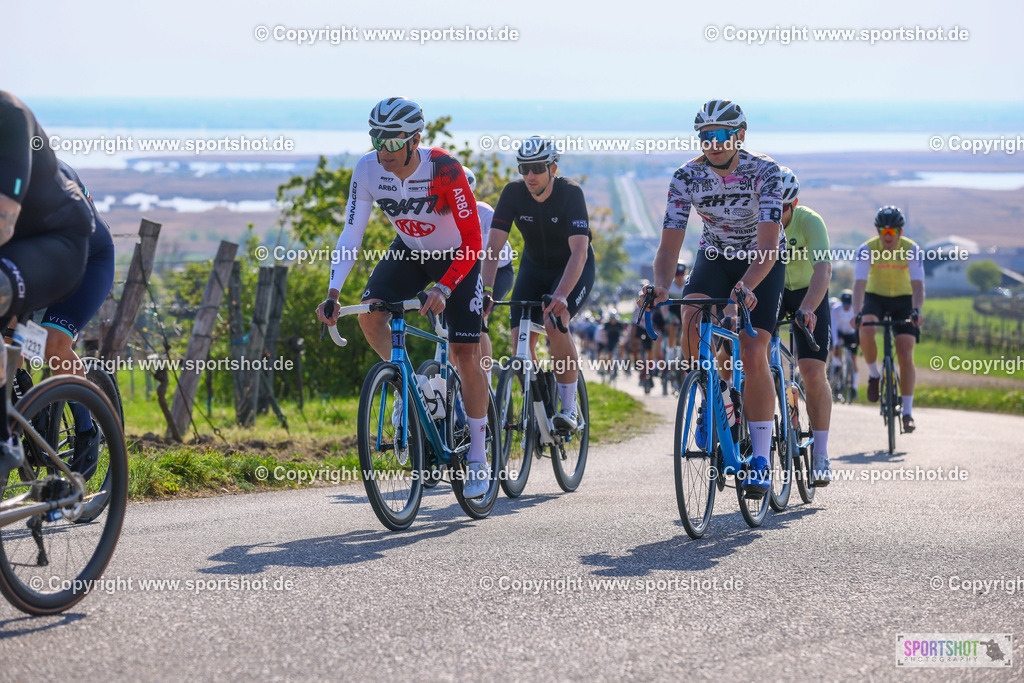 TRA_0108 | Neusiedlersee Radmarathon 2026@sportshot_your_pictrs #yourpictures#roadtowm2029 #nrm #neusiedlerseeradmarathon #neusiedlersee #neusiedlerseetourismus #burgenland #mörbisch #nrm26 #burgenlandtourismus #voglundco #poweredbyburgenlandtourismus #radsport #rad #marathon #ucigranfondo #visitburgenland #ucigranfondoworldseries