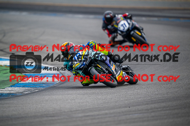 MaZZes_FotoMatrix_220924_8411 | IDM300