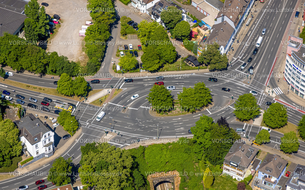 Essen250508039 | Luftbild, Kreisverkehr Stadtwaldplatz, Stadtwald, Essen, Ruhrgebiet, Nordrhein-Westfalen, Deutschland