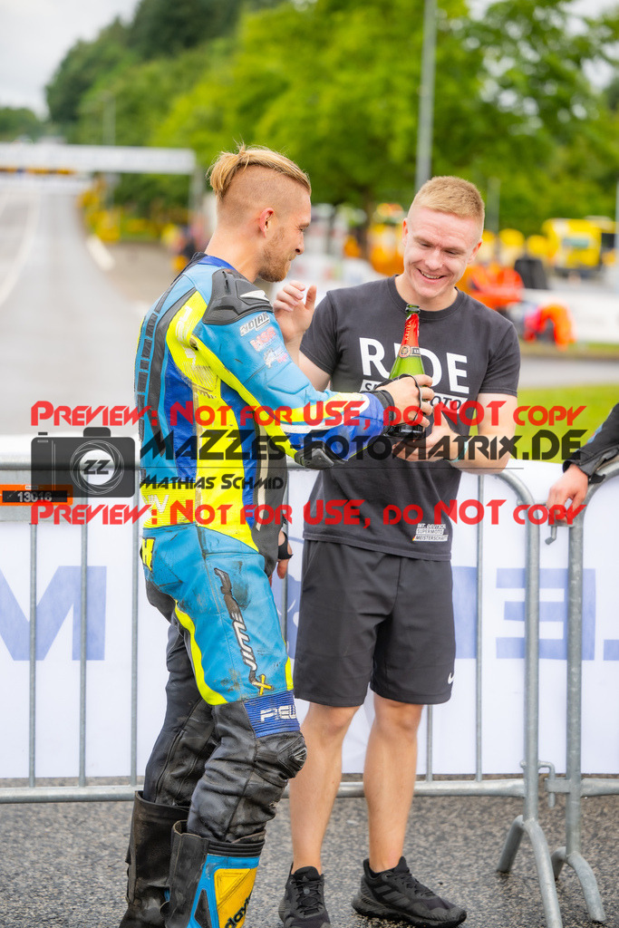 MaZZes_FotoMatrix_240818_6021986_5145 | S3