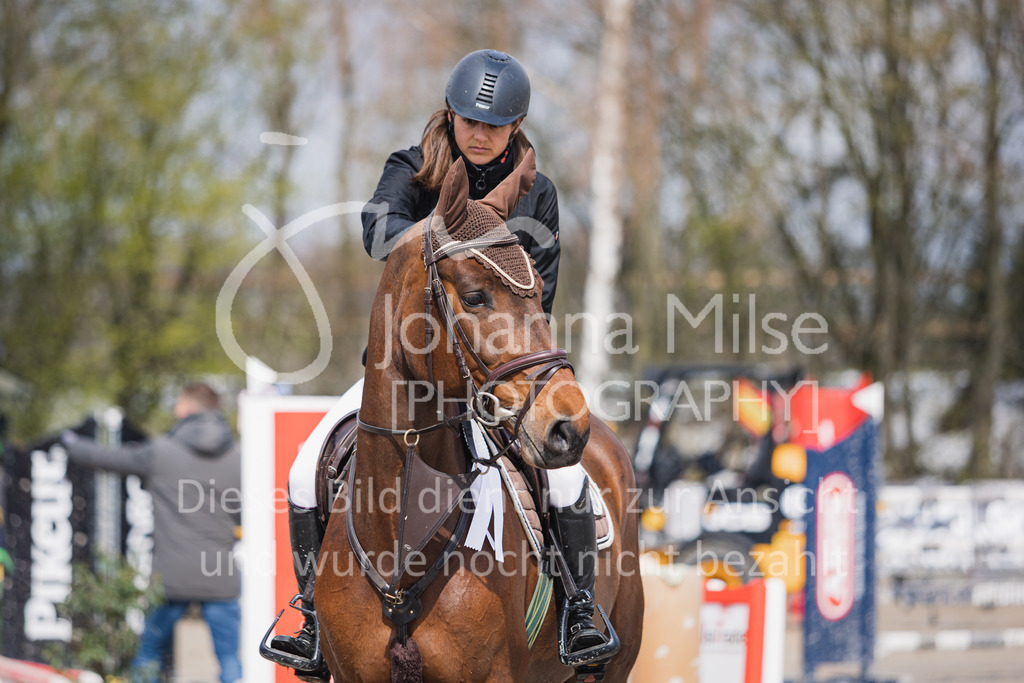 220402_HF-Laar_M1-Spr-180 | SEASON OPENING 2022
Herford Laar
02.04.2022
06 Springprüfung Kl.M*