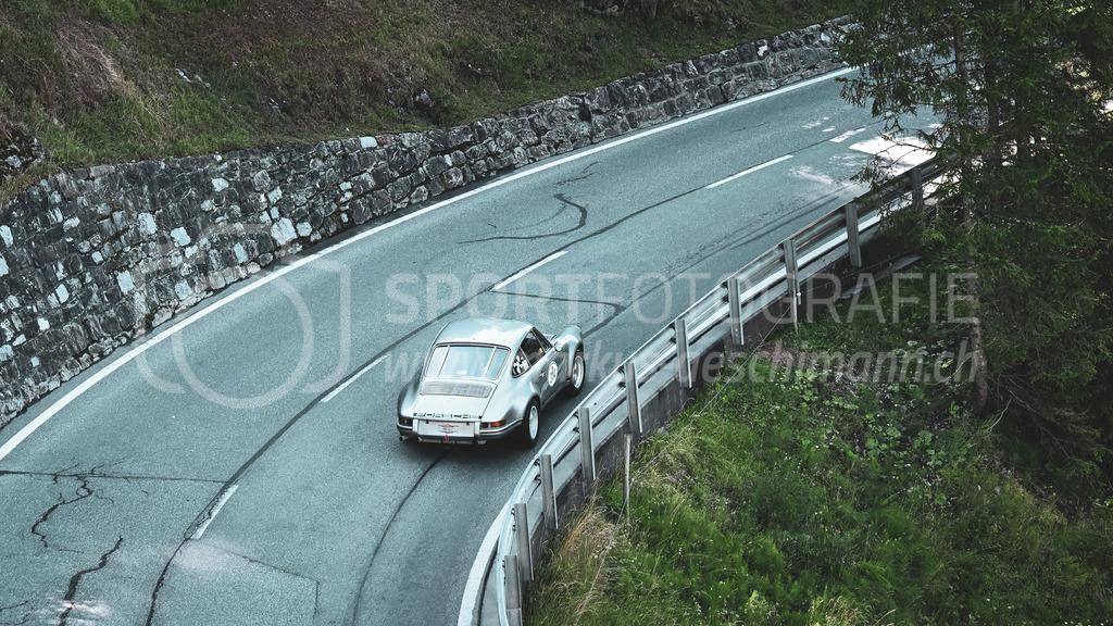 19. Arosa ClassicCar 2023 - 1. September 2023 | 19. Arosa ClassicCar 2023
Arosa, Schweiz
Franceschetti Alberto aus Andermatt mit der Startnummer 314 in einem Porsche 911 ST 2.3, Jahrgang 1969, in der Klasse Sport Trophy.
@arosaclassiccar, @arosa.official, #arosaclassiccar, #arosa, #76curves, #classiccar
Bild: Sportfotografie Markus Aeschimann | www.markus-aeschimann.ch - Realisiert mit Pictrs.com