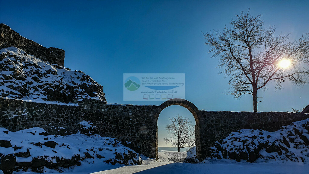 Burgruine Waldeck Winter | Impressionen rund um Hochfranken - Frankenwald - Fichtelgebirge - Realisiert mit Pictrs.com