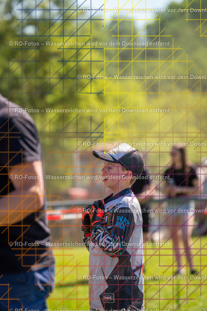 Wolfshausen 1 Lauf -1114 | Sportfotografie von RO-Fotos: Motorsport, Motocross, Enduro, Laufveranstaltungen und Triathlon. Professionelle Fotos von Sportlern und Events. - Realisiert mit Pictrs.com