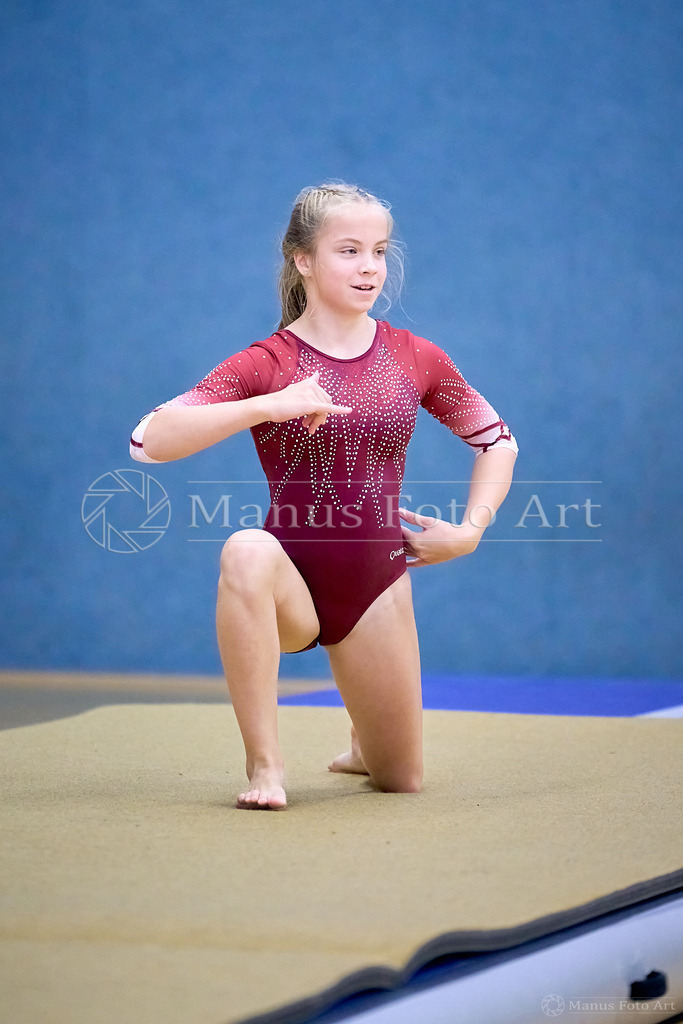 2024-10-15-2-A-D-DSC00149 | Professionelle Sportfotografie in Hamburg, Schleswig-Holstein und Niedersachsen – spezialisiert auf Rhönrad, Geräteturnen, Leistungsturnen und rhythmische Sportgymnastik. Bundesweite Begleitung von Rhönrad-Events. Jetzt Sport-Fotos - Realisiert mit Pictrs.com