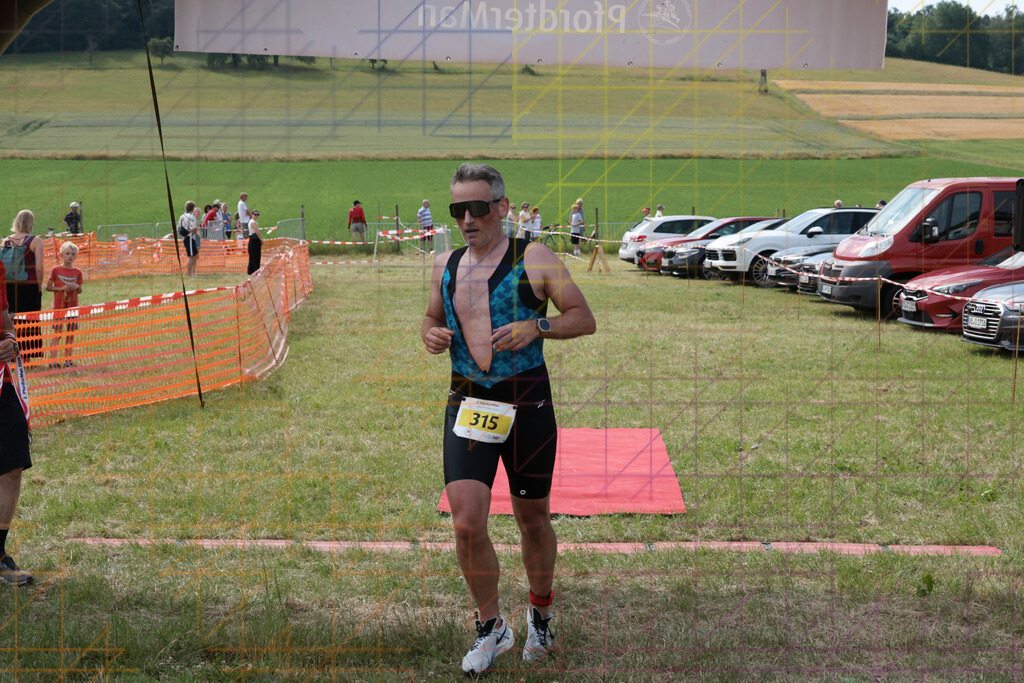 PfordterMan Ziel 20.06.2026 TB00255 | professionelle Sport- und Eventfotografie von Tomafocus – dynamische Bilder, emotionale Momente und hochwertige Aufnahmen für jeden Anlass. - Realisiert mit Pictrs.com
