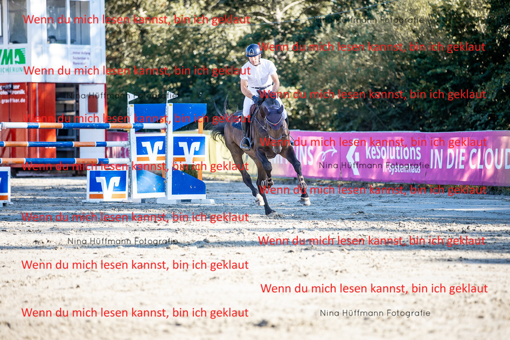 BK1A8274 | Turnierbilder Turnierfotos Nina Hüffmann Turnierfotografie Pferdefotografie Tierzeichnung Haustierzeichnung Pferdezeichnung Hundezeichnung Videograf  - Realisiert mit Pictrs.com
