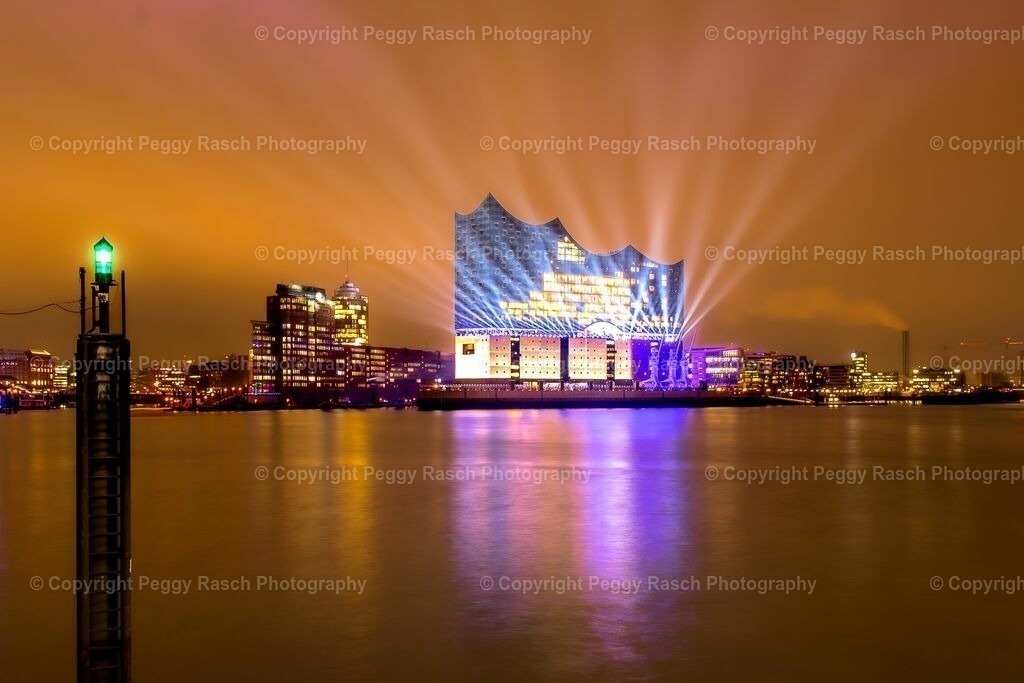Elbphilharmonie | PeggyRaschPhotography - Realisiert mit Pictrs.com