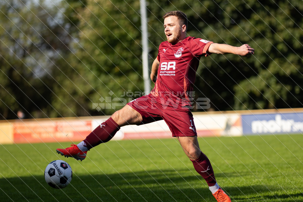 20250928_Picselweb-Fotografie_1R3_1362 | Spielszenen aus dem Spiel VfL Güldenstern Stade - Rotenburger SV. Ergebnis 0:3 - Realisiert mit Pictrs.com