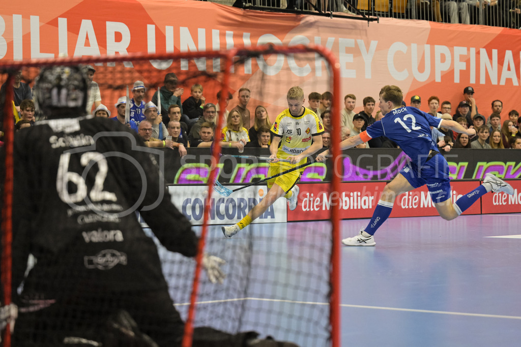 Zug United vs HC Rychenberg - 22. February 2025 | Zug United vs HC RychenbergSporthalle Wankdorf, BernMarkus Lindgjerdet (#10 HC Rychenberg Winterthur).Bild: Sportfotografie Markus Aeschimann | www.markus-aeschimann.ch - Realisiert mit Pictrs.com