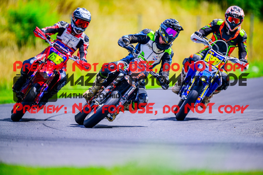 MaZZes_FotoMatrix_240713_6007705_7880 | S2