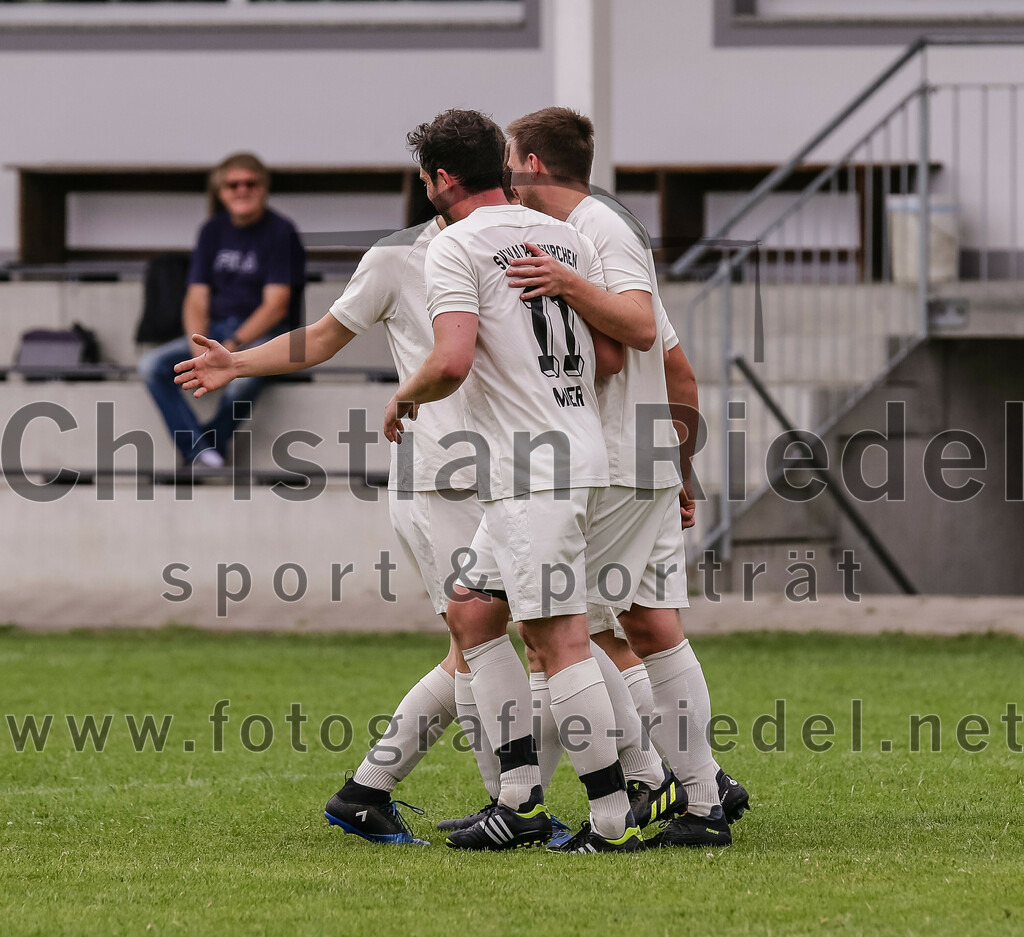 2023-07-02_067_SV_Walpertskirchen_II_gegen_FC_Herzogstadt_II | Walpertskirchen, Deutschland, 02.07.2023:
Fußball, A-Klasse 2023 / 2024, Testspiel, SV Walpertskirchen II gegen FC Herzogstadt II, Endergebnis: 2:0

Foto: Christian Riedel / fotografie-riedel.net