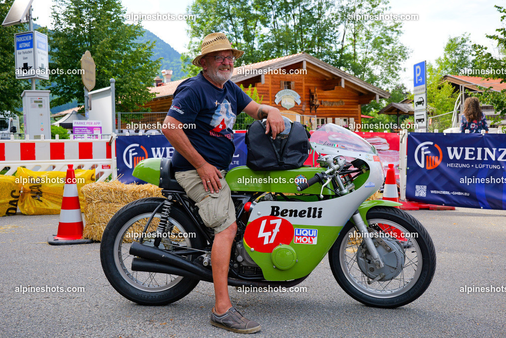 P1014627 | Erleben Sie atemberaubende, hochqualitative Fotos Ihrer Fahrt entlang der malerischen Alpenstraßen. Besuchen Sie alpineshots.com, um professionelle Aufnahmen Ihrer unvergesslichen Reise zu finden und zu kaufen - Realisiert mit Pictrs.com