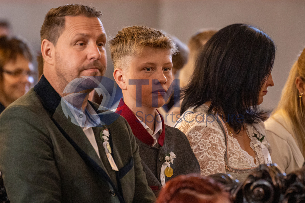 RR5M4460 | Firmung Klagenfurt-Dom 19.05.2024 8 Uhr