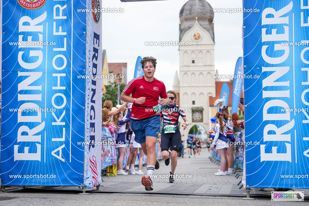 DSC02625 | Stadttriathlon Erding 2025. #yourpictrs #sportshot_your_pictrs @Sportshotphotography #stadttriathlonerding Copyright: www.sportshot.de