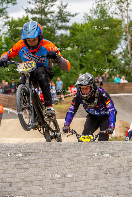 BayBMX2026-06568 | Fotogalerie von Thomas Dettweiler mit Eventbildern und lizenzfreien Fotos. Perfekt als Wandbild, für Büro, Website oder private Nutzung. - Realisiert mit Pictrs.com