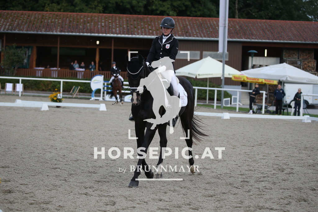 DL2Q1286 | Willkommen bei Brunnmayr - Design & Fotografie – Ihrem Spezialisten für Reitturniere und Pferdeveranstaltungen in Oberösterreich, Salzburg und Bayern! Seit über 17 Jahren sind wir leidenschaftlich dabei.